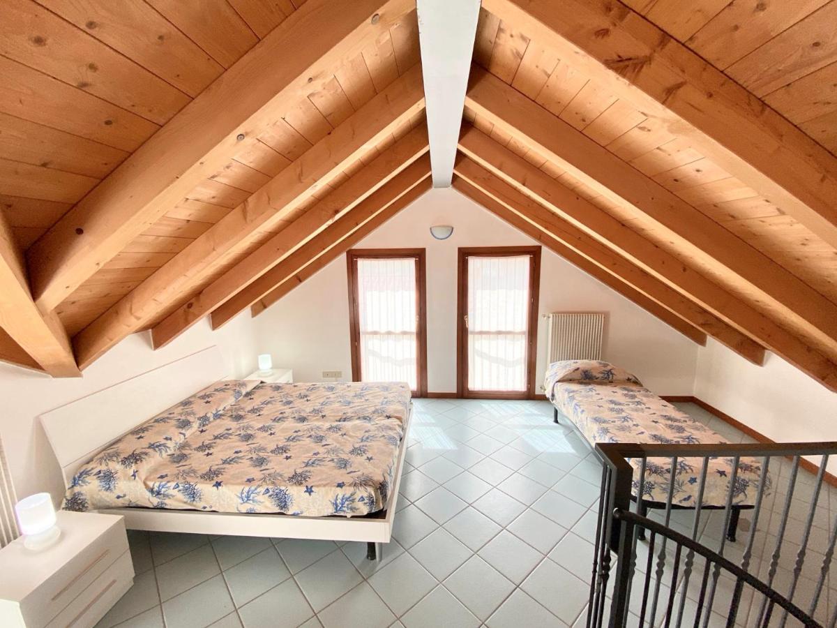 Villa Santin Carraro Immobiliare - Family Apartments Lido di Jesolo Exteriör bild
