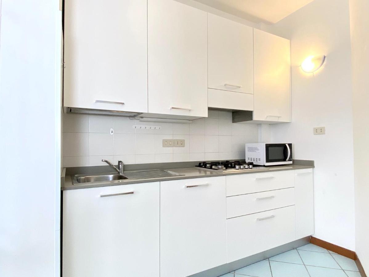Villa Santin Carraro Immobiliare - Family Apartments Lido di Jesolo Exteriör bild
