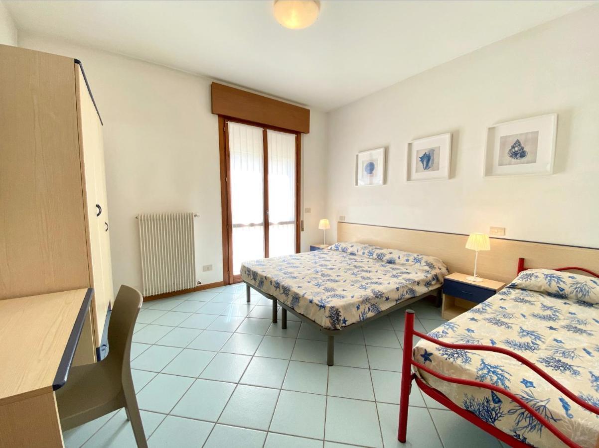Villa Santin Carraro Immobiliare - Family Apartments Lido di Jesolo Exteriör bild